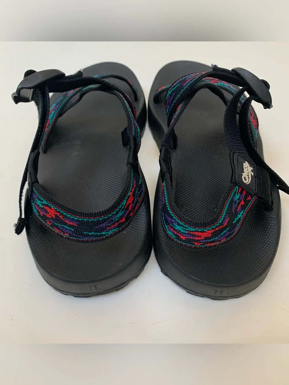 Chaco Z1 Classic Sandals Mens 11 Red Geometric Straps Hiking Sport Gorpwear